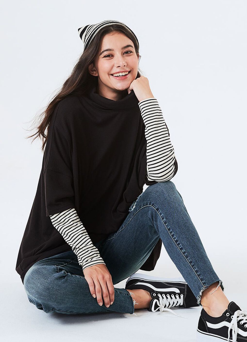 2 in 1 Maternity & Nursing Loose Top, Black, hi-res image number 0