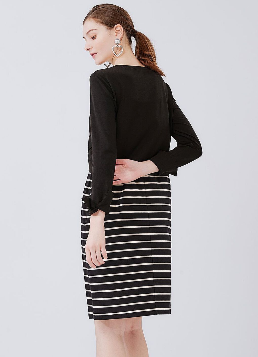 2 in 1 Maternity & Nursing Dress, Black, hi-res image number 4