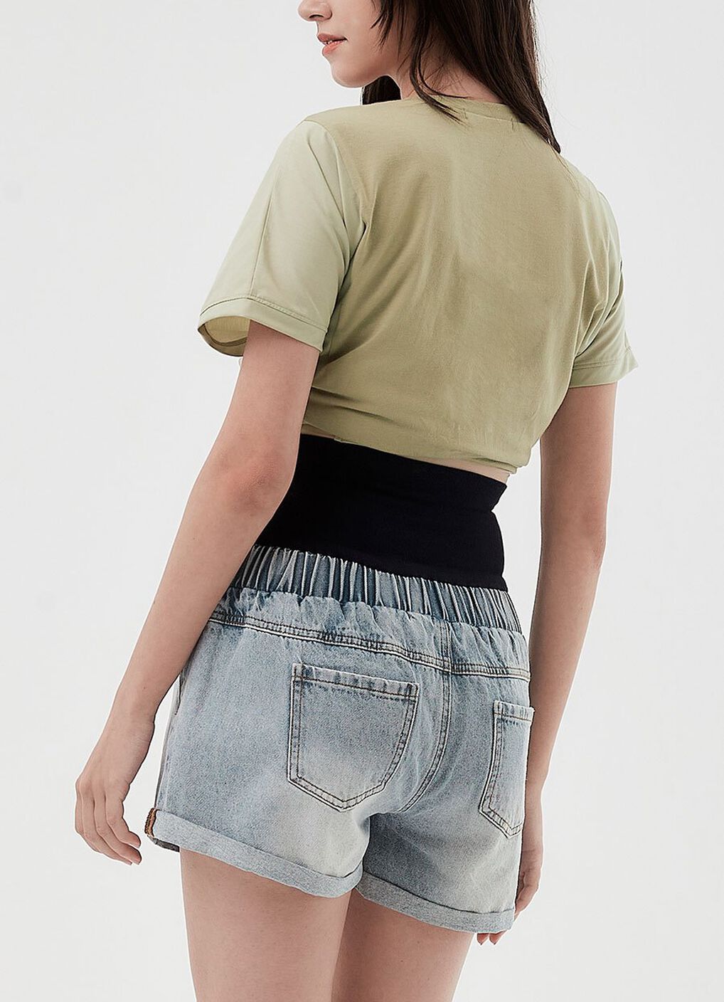 Cuffed Maternity Denim Shorts, Light Blue, hi-res image number 4
