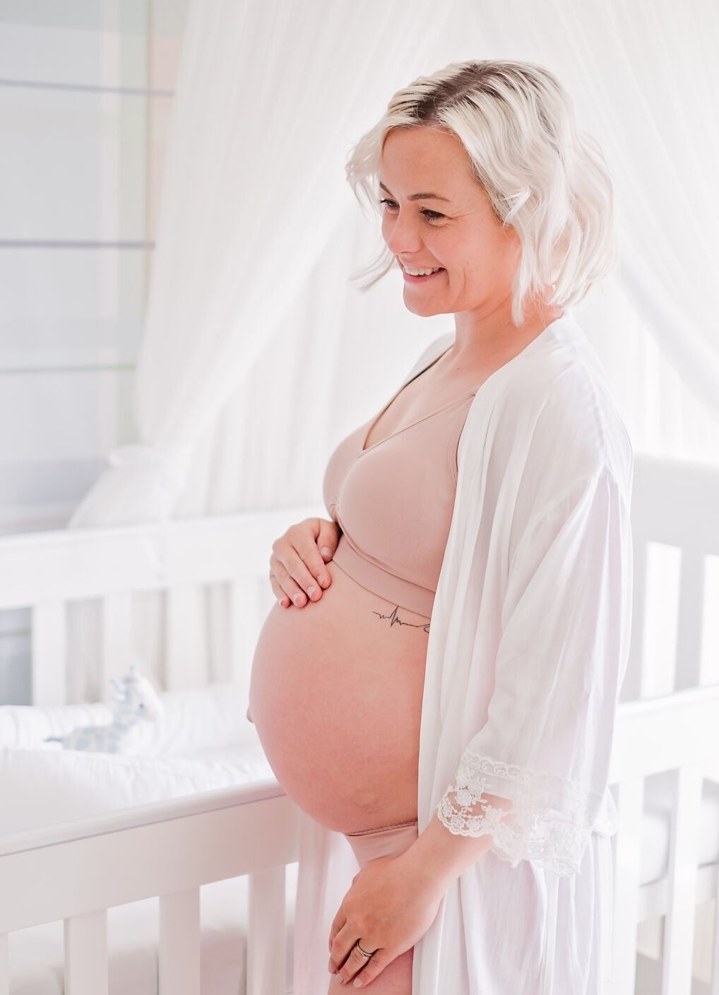 Antibacterial Seamless Maternity & Nursing Bra, Dusty Pink, hi-res image number 4