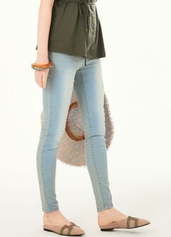 Maternity Stretch Skinny Jeans, Light Blue, hi-res