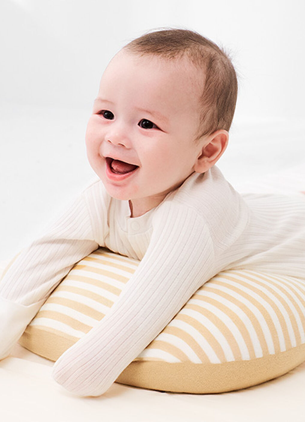 Non-toxic Maternity Support Seashell Pillow, , hi-res image number 8