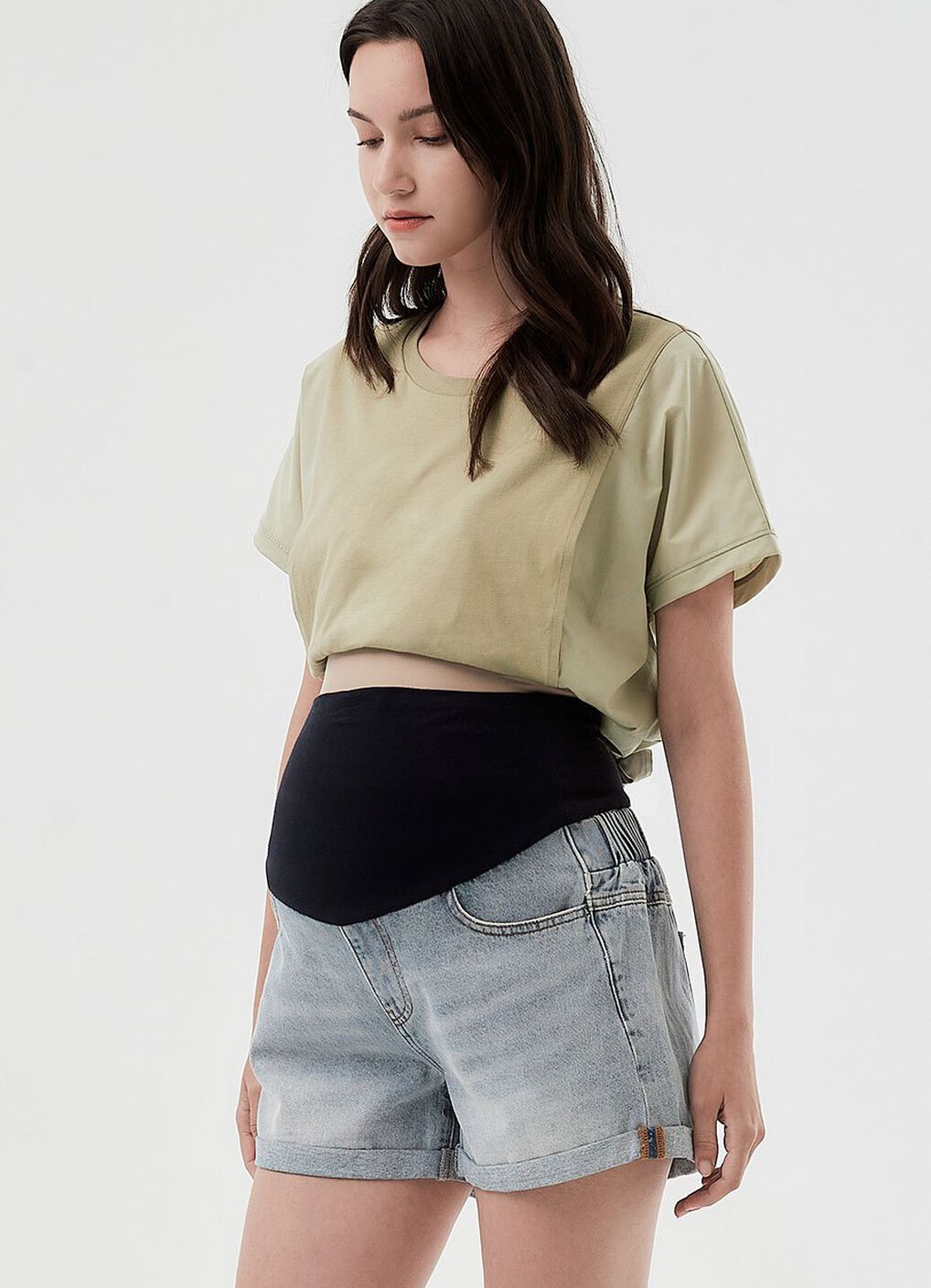 Cuffed Maternity Denim Shorts, Light Blue, hi-res image number 2