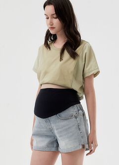 Cuffed Maternity Denim Shorts, Light Blue, hi-res