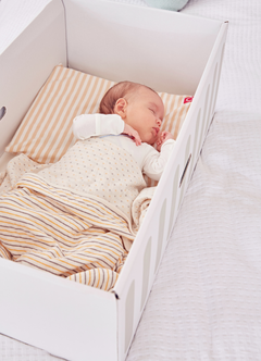 Finnish Baby Box, , hi-res